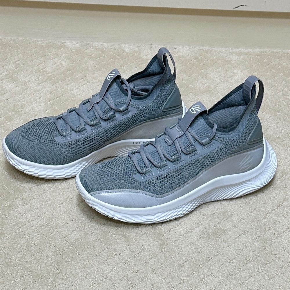 Under Armour Curry Flow 8 "Shine" gray silver size 11